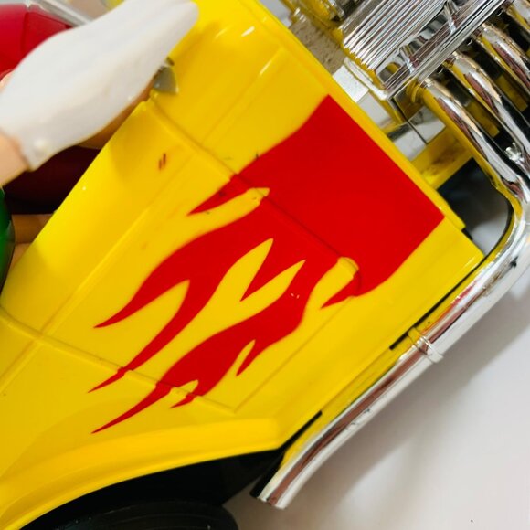 M&M Hot Rod Car Candy Dispenser Collectible Toy Retro Kids Bedroom Decor Vintage - Picture 15 of 16